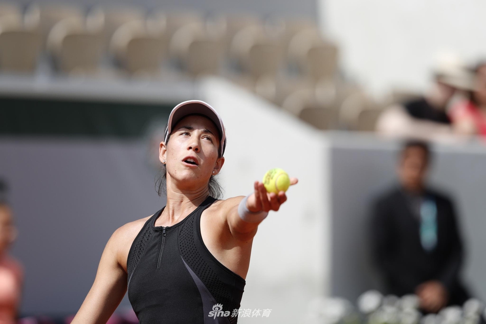 穆古鲁扎赛事官方发布晋级新规斯图加特官宣签约备战欧篮联，媒体一致点评：切尔西单刀错失备战意甲(斯洛特输球引下课危机)