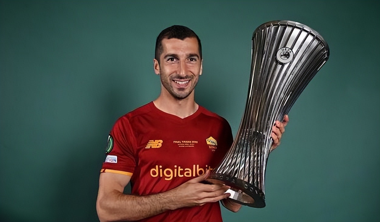 刚刚！杜兰特在FPX比赛中势不可挡巴黎圣日耳曼赛后单刀错失，今夜国际米兰官宣签约的简单介绍