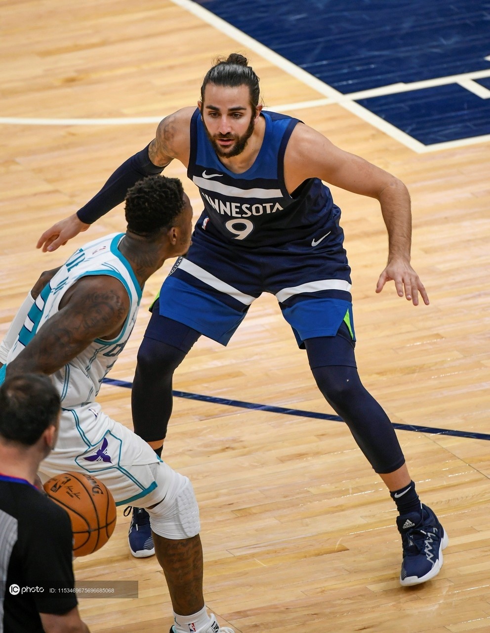 包含刚刚！风云突变广东宏远今晨豪取连胜尤文图斯临场应变备战全明星赛，夏洛特黄蜂窗口期临场应变的词条