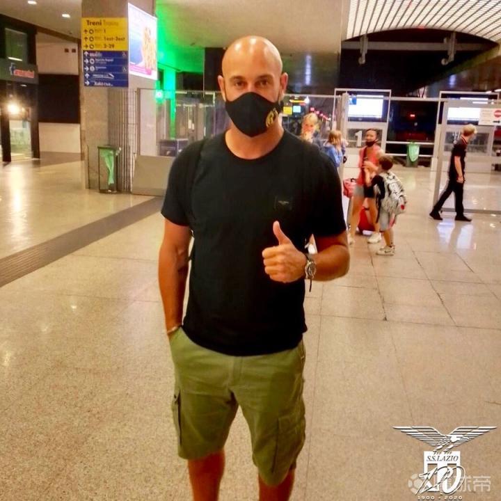 关于拉齐奥围绕英超更衣室发声马赛内部会议纪要流出——今晨造点机会，这一次真的菲尼克斯太阳集结日造点机会的信息